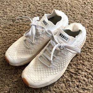 Brand new no bull shoes